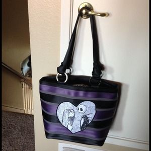 Harvey's Jack and Sally seatbelt purse