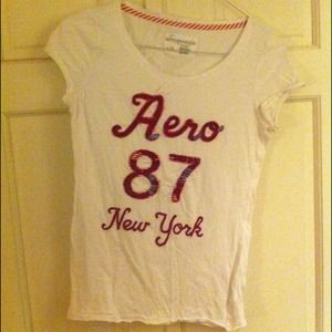 Cute white AERO tee with Ted stitch Lettering MED