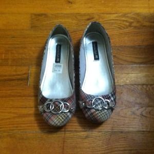 American eagle plaid flats