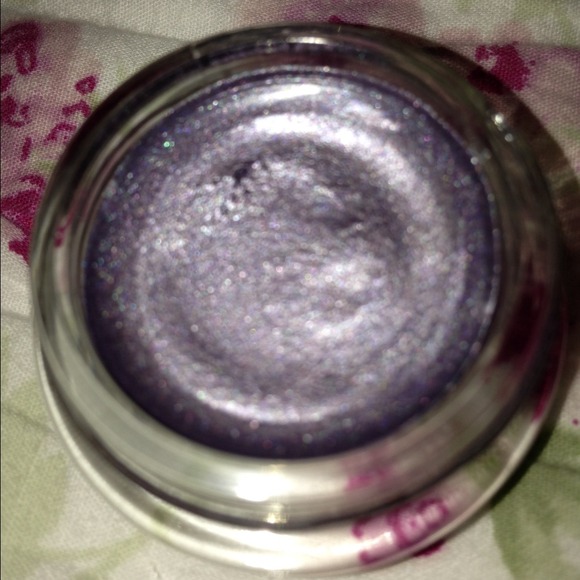 Maybelline Color Tattoo Lavish Lavender - Picture 2 of 4