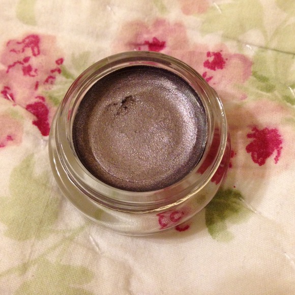 Maybelline Color Tattoo Lavish Lavender - Picture 4 of 4