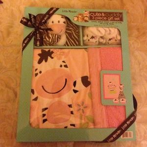 Brand New Baby Gift Set