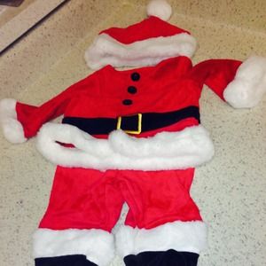 🎅Lil Santa suit for ur precious bundle of joy👶