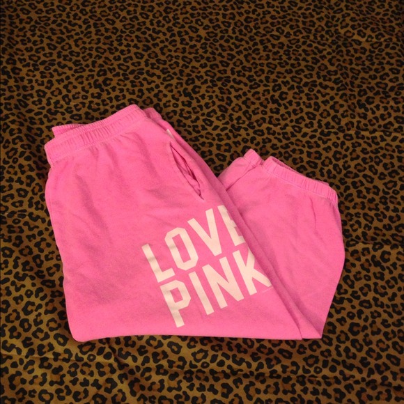 ⭐REDUCED⭐Victoria Secrets PINK crops💜💟