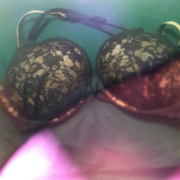 34D bra (never been worn).       SOLD!!!!
