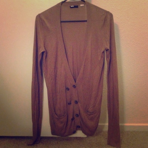 🚫SOLD IN BUNDLE🚫cardigan