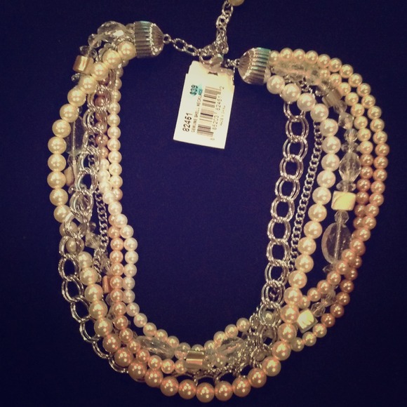 📌SOLD -- Cookie Lee 6 strand necklace