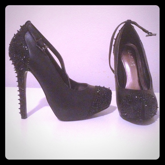 Bakers black heels