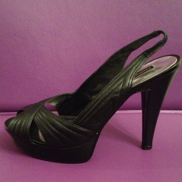 Chinese Laundry black heels - Picture 1 of 3