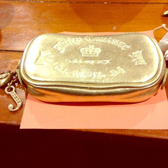 **reserved**Juicy Couture Phone holder!