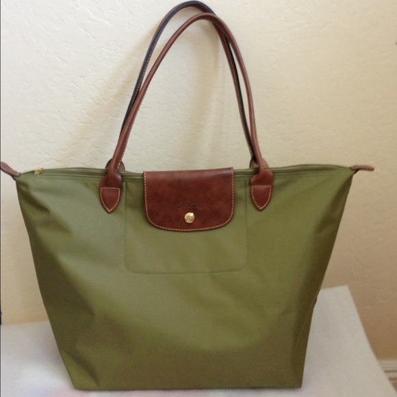 longchamp khaki green