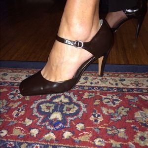 Beautiful barely worn Alfani Caleybrn shoes.