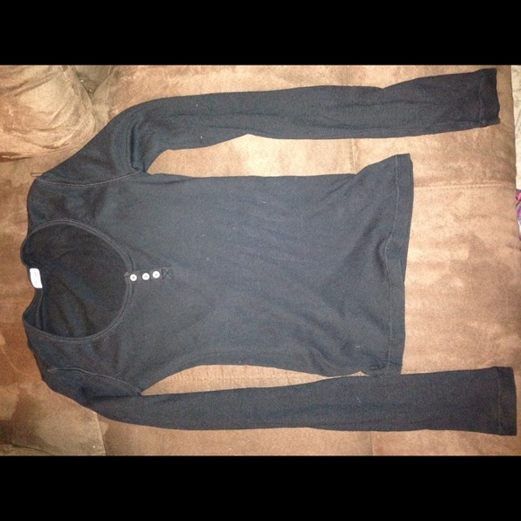 Black shirt