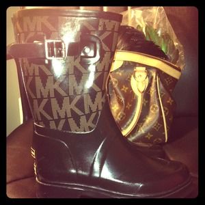 Michael Kors Signature Rain Boots!!