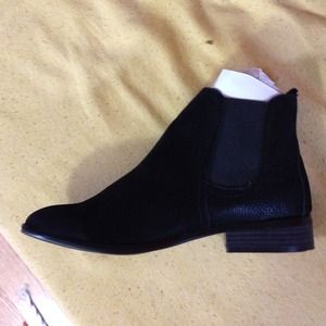 black ankle booties