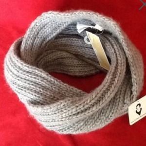 Michael Kors infinity Scarf