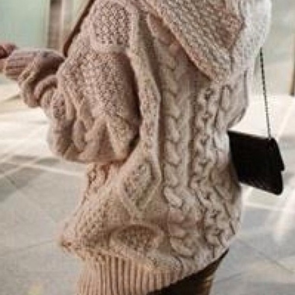 I am looking for something like these in a l or close