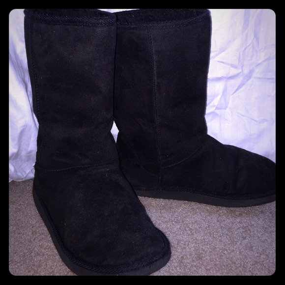 Black ugg inspired boots