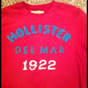 Red Hollister Tee