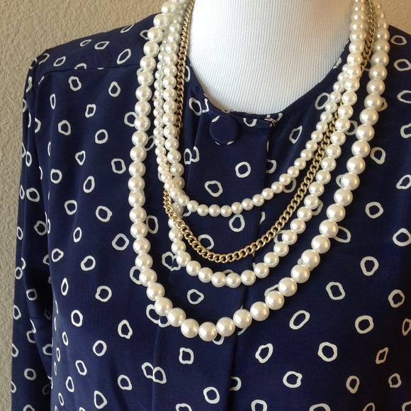 Oscar de la Renta Tops - BUNDLED polka dot blouse, Oscar de la Renta LARGE Oscar de la Renta Tops - BUNDLED polka dot blouse, Oscar de la Renta LARGE