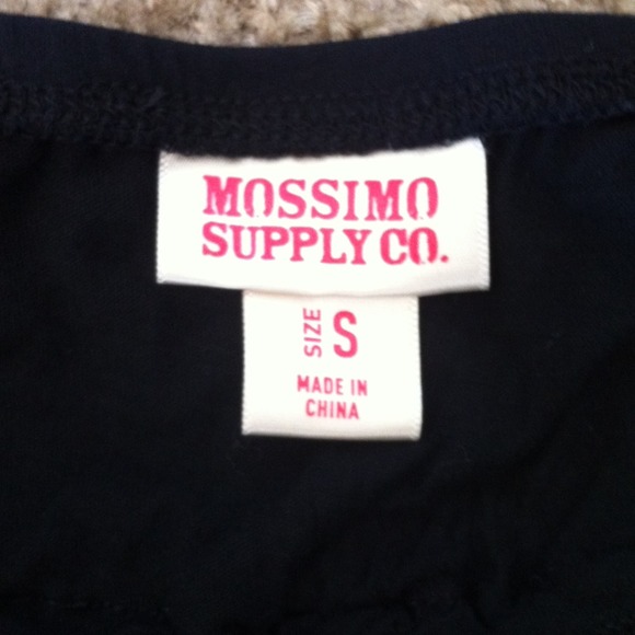 SIMPLE BLACK DRESS - Picture 3 of 3