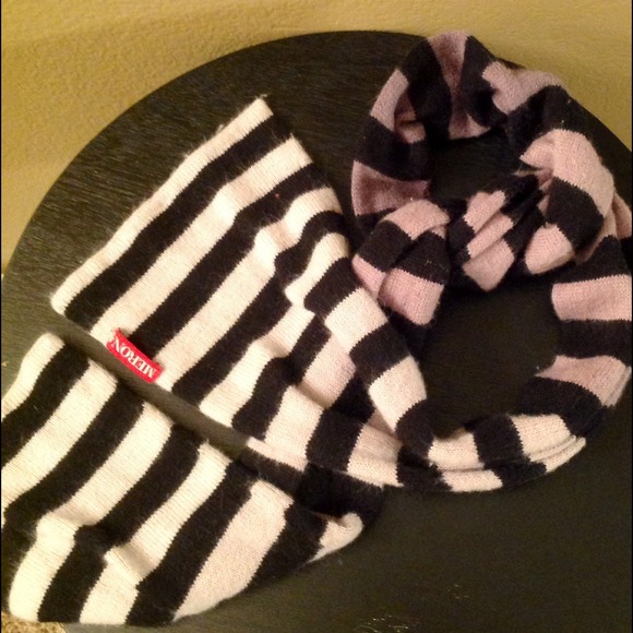 Striped scarf