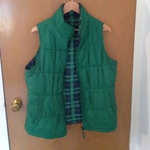 Reversible vest