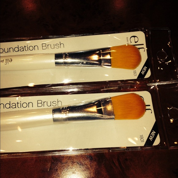 Elf foundation brush
