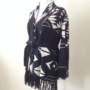 Forever 21 Sweaters - RESERVED NWOT Fringe Southwest Boho Sweater Forever 21 Sweaters - RESERVED NWOT Fringe Southwest Boho Sweater