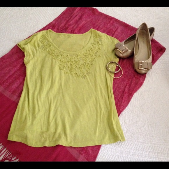 Pale Citron green tshirt