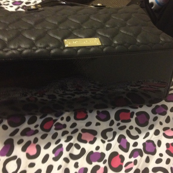 Betsey Johnson Be Mine Satchel - Picture 3 of 5