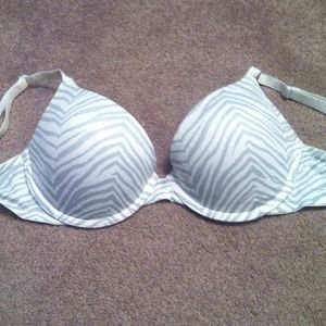 Victoria's Secret PINK bra