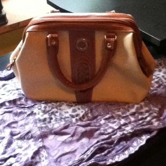 Handbag