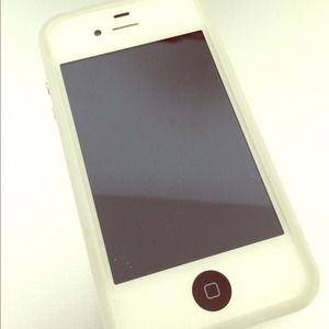 ⭐On Hold⭐ iPhone 4