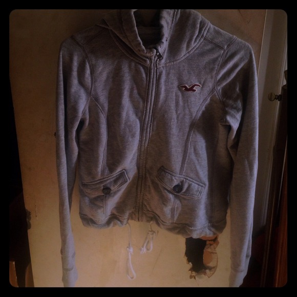 hollister zip up jacket.