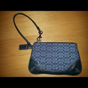 Authentic Coach wristlet <REDUCED <
