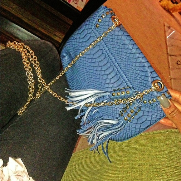 Handbag - Picture 2 of 3