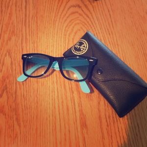 Brand new Ray-Ban black sunglasses!