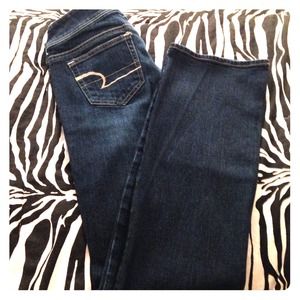 Barely Worn American Eagle Jeans!