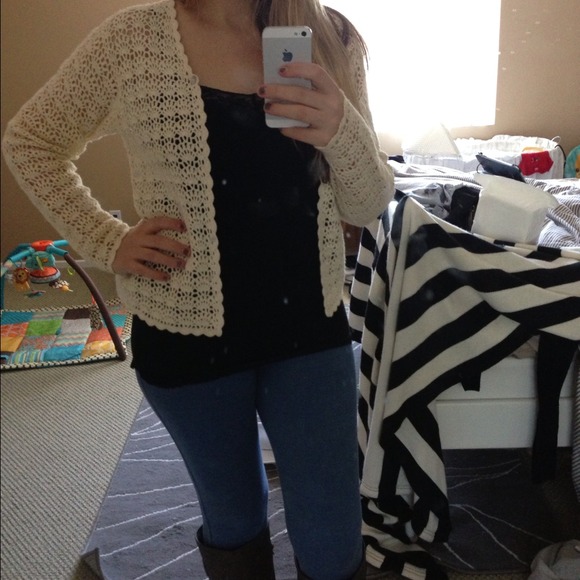 ❌SOLD❌Crochet / knit cardigan - Picture 3 of 3