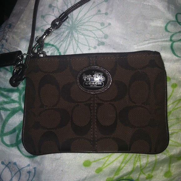 Coach wristlet 👜