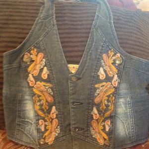 Dereon halter jean vest