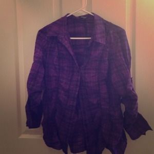 Three quarter button up