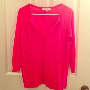 Three quarter pullover top