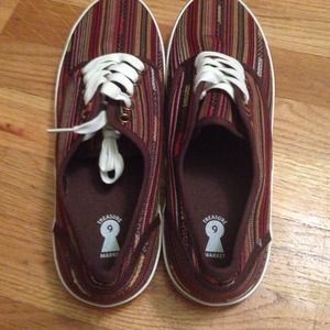 BRAND NEW URBAN OUTFITTERS SHOES