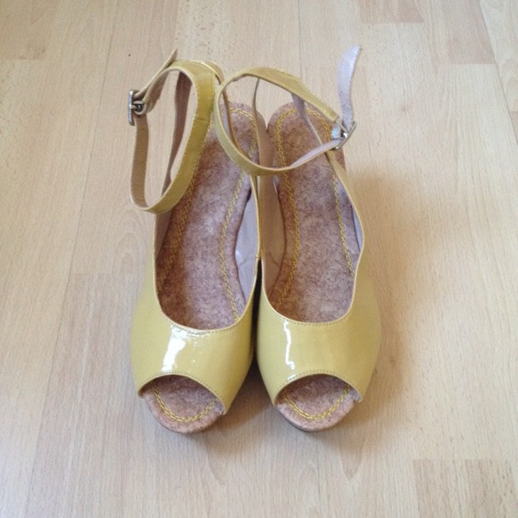 Wedges - Picture 2 of 3