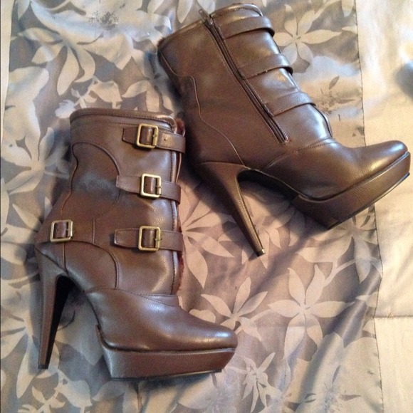 Justfab Jordi boot