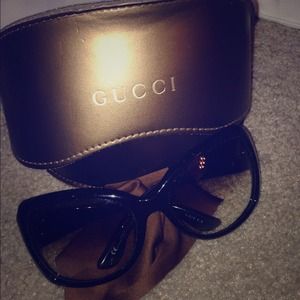 Gucci sunglasses bundle