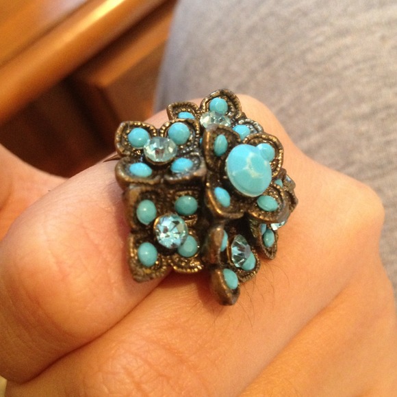Blue Flower Ring - Picture 2 of 4