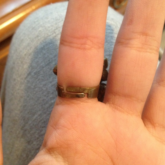 Blue Flower Ring - Picture 3 of 4